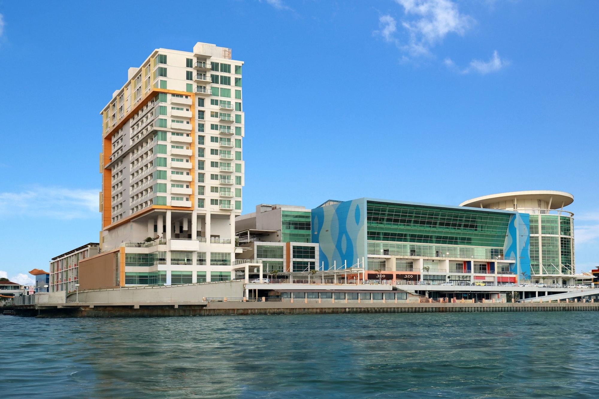 Swiss-Belhotel Balikpapan Exteriör bild