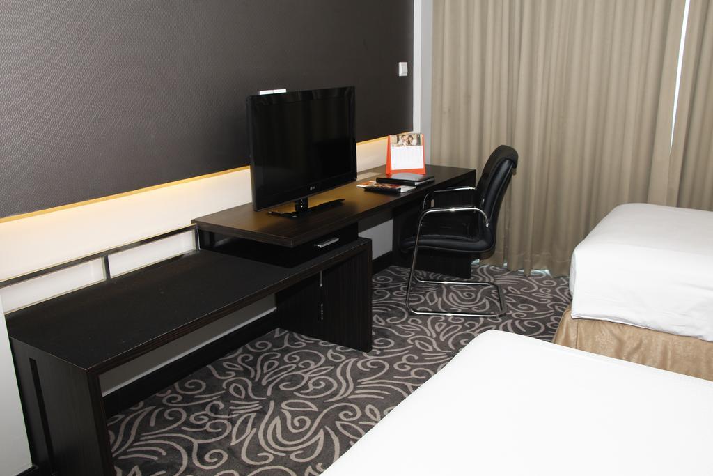 Swiss-Belhotel Balikpapan Exteriör bild